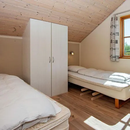 Three-bedroom Holiday In 13 Ferienhaus Hemmet